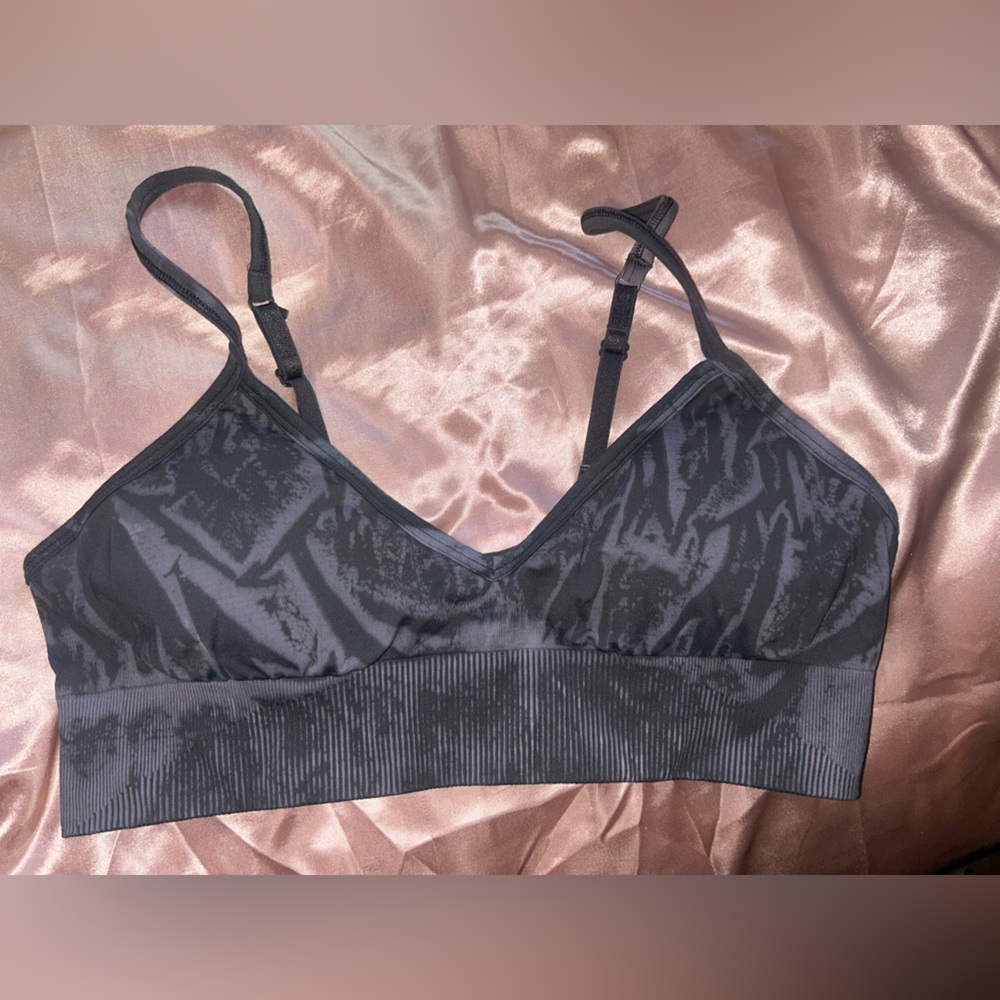 Lululemon Athletica Black Patterned Sports Bra